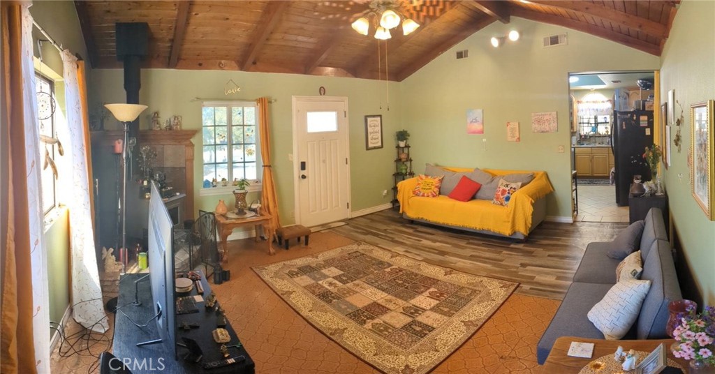 12431 8th Property Photo 4