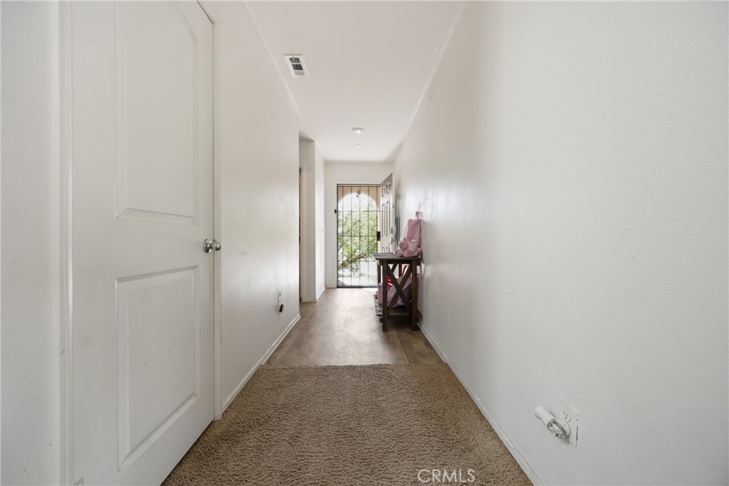 14133 Mustang Property Photo 3