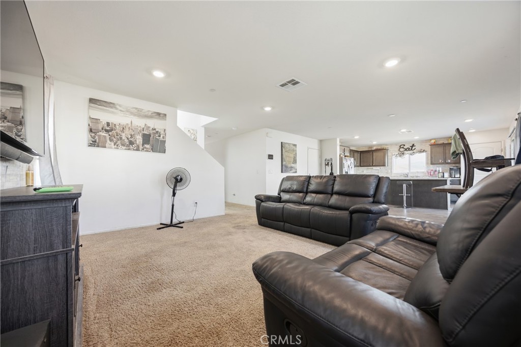 14133 Mustang Property Photo 10