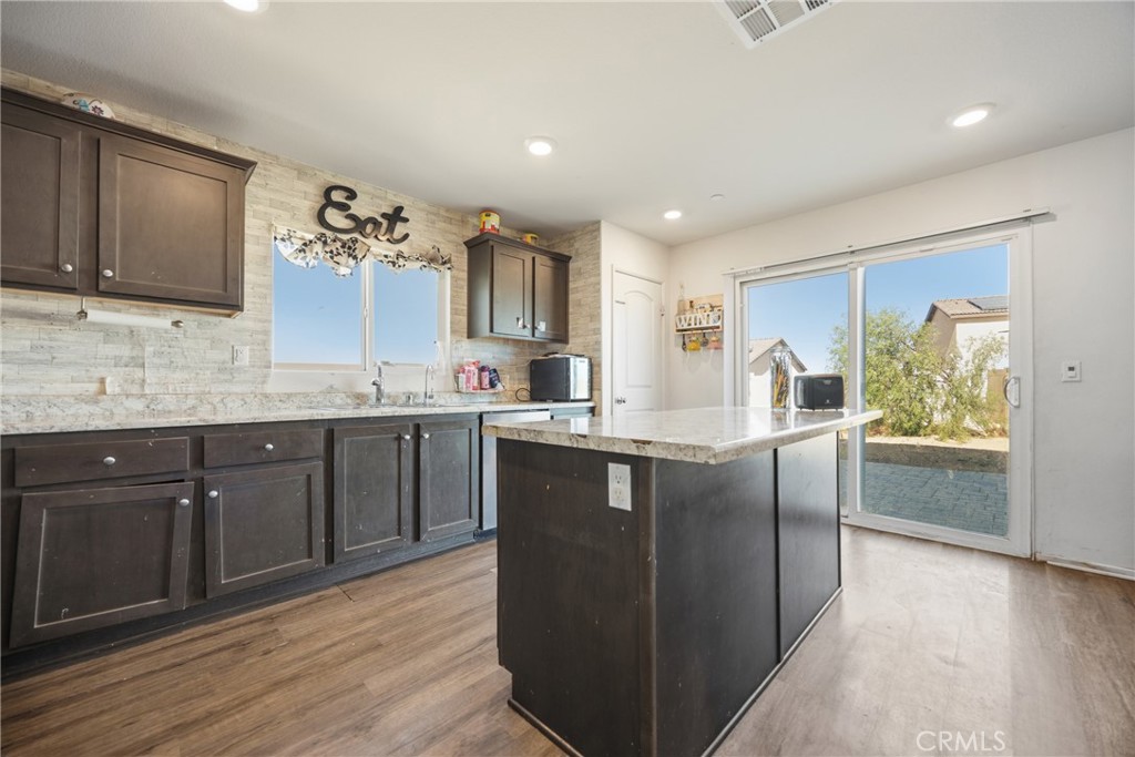 14133 Mustang Property Photo 13