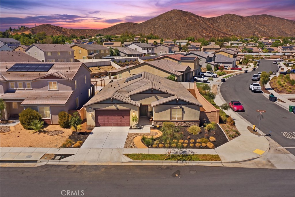 24954 Whispering Way Property Photo 1