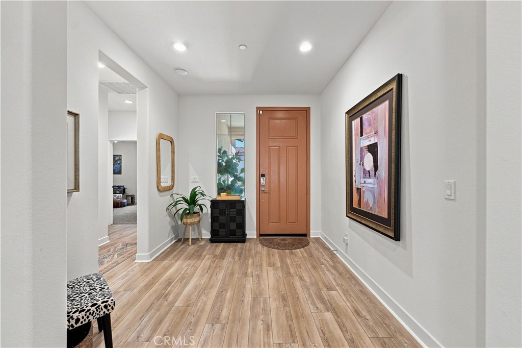 24954 Whispering Way Property Photo 4