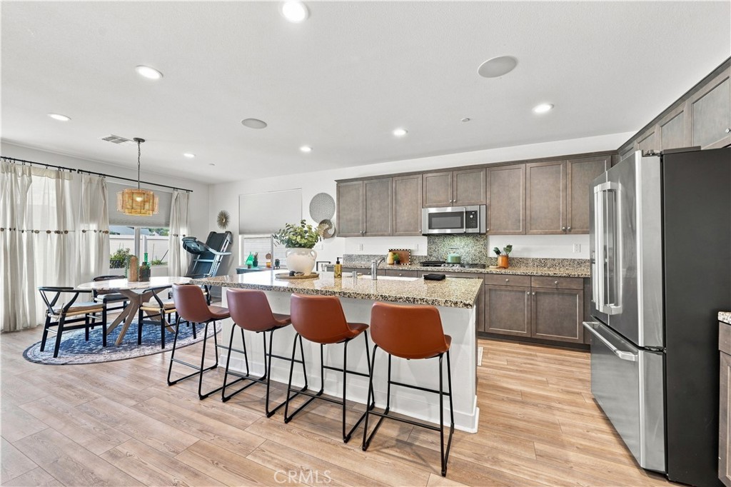 24954 Whispering Way Property Photo 19