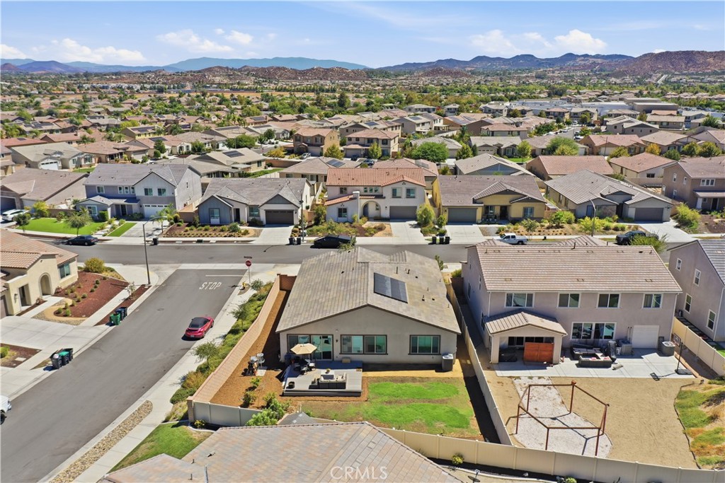 24954 Whispering Way Property Photo 31
