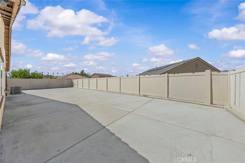584 Fruitvale Property Photo 26