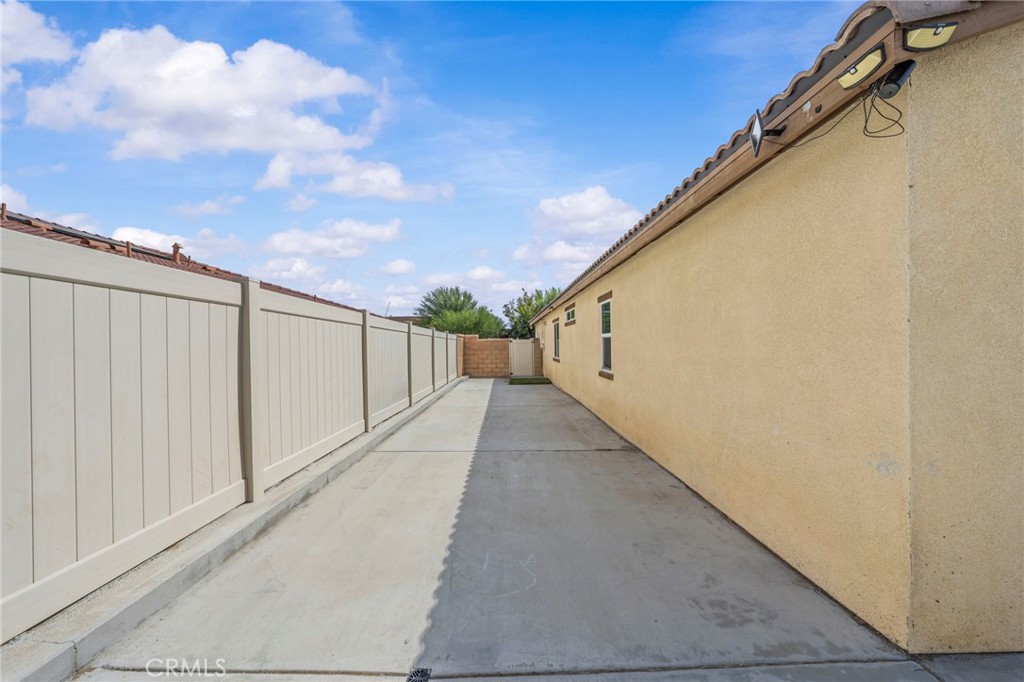 584 Fruitvale Property Photo 27
