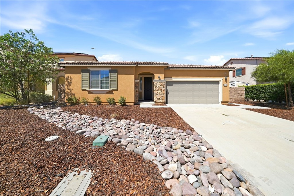 28426 Heather Green Property Photo 1