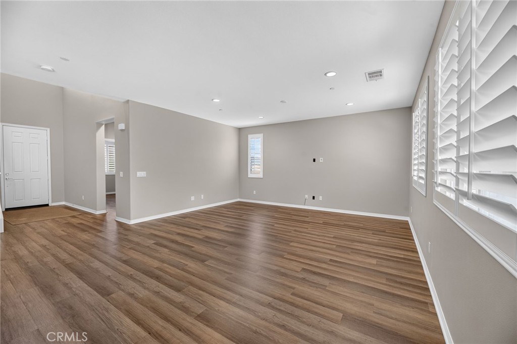 34136 Thistlewood Avenue Property Photo 20