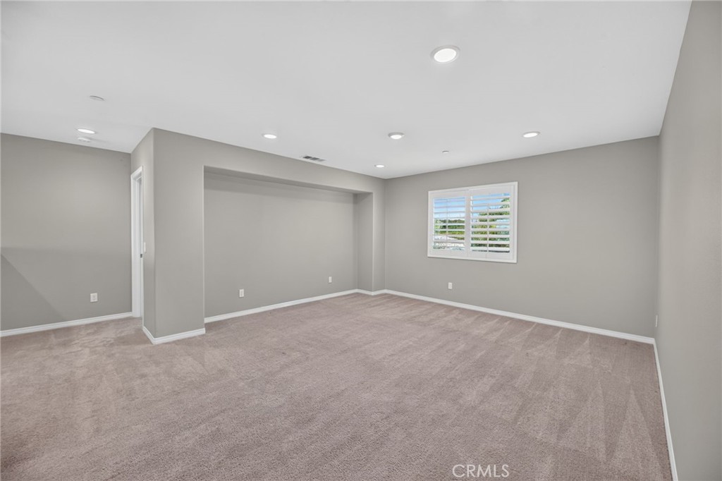 34136 Thistlewood Avenue Property Photo 23