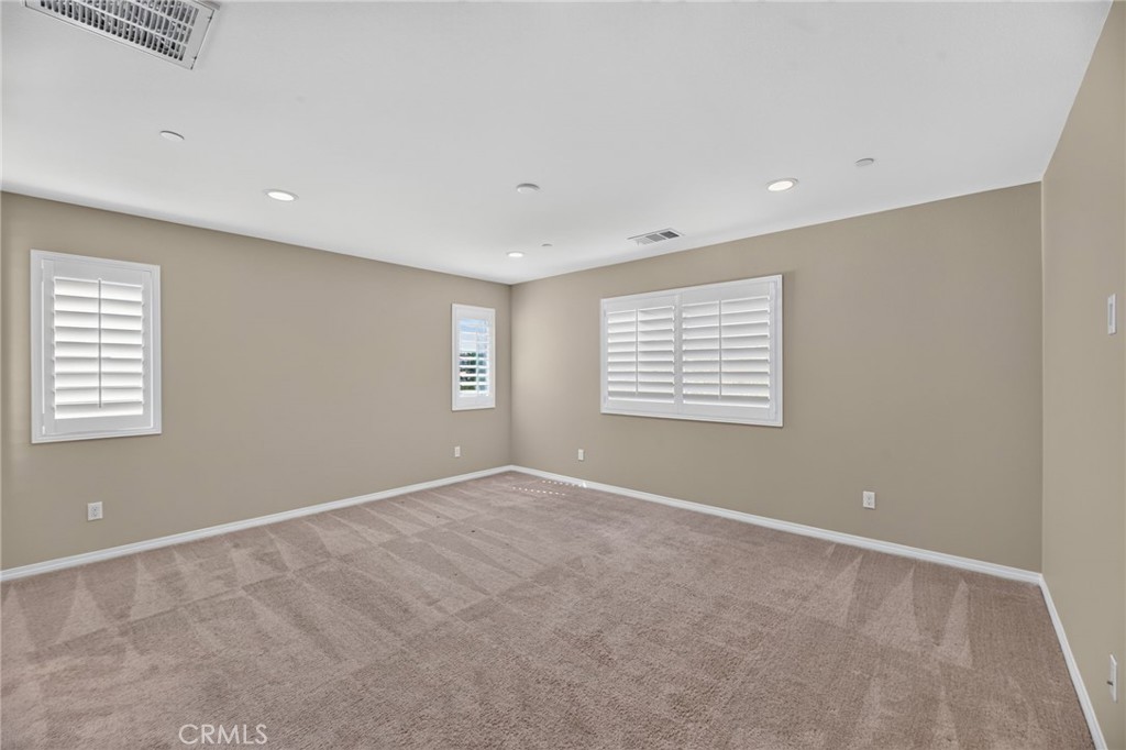 34136 Thistlewood Avenue Property Photo 34