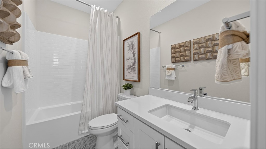 8348 Toyon Street Property Photo 11