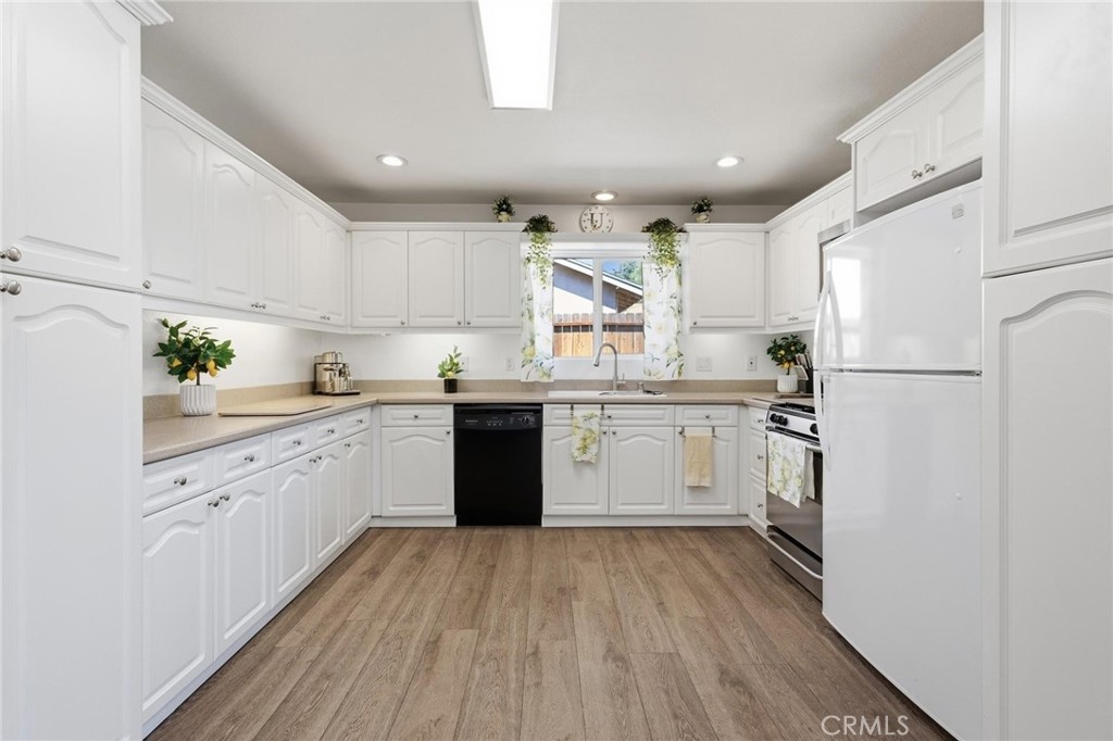 8476 Colorado Property Photo 17