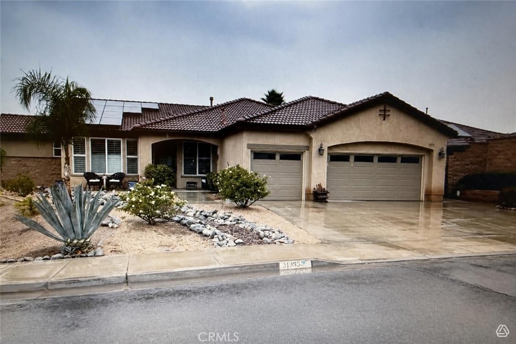 31352 Ensemble Property Photo 1