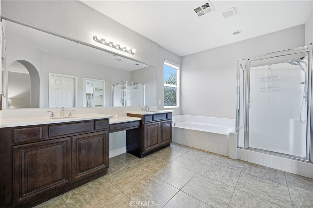 31352 Ensemble Property Photo 33