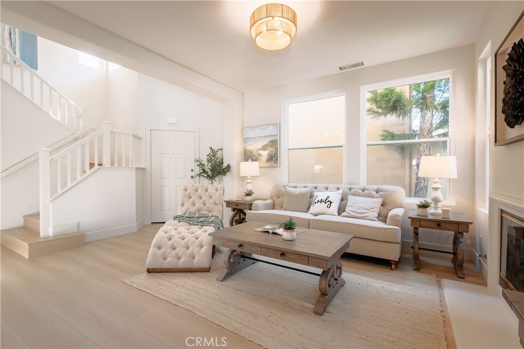24438 Sunray Property Photo 15
