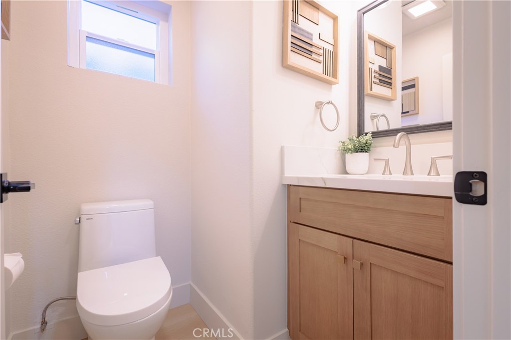 24438 Sunray Property Photo 16