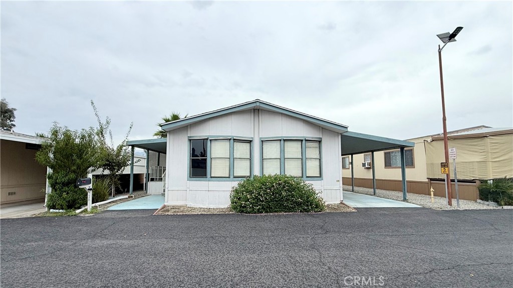 530 W Devonshire 36 Property Photo 2