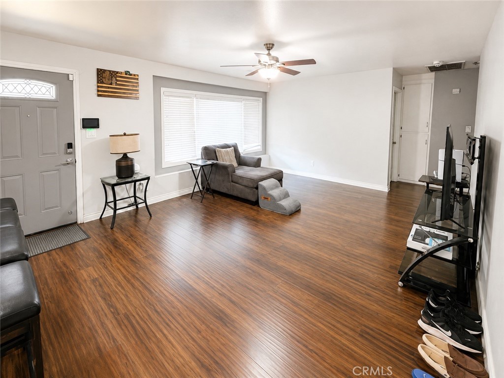 421 Parkbrook Street Property Photo 4