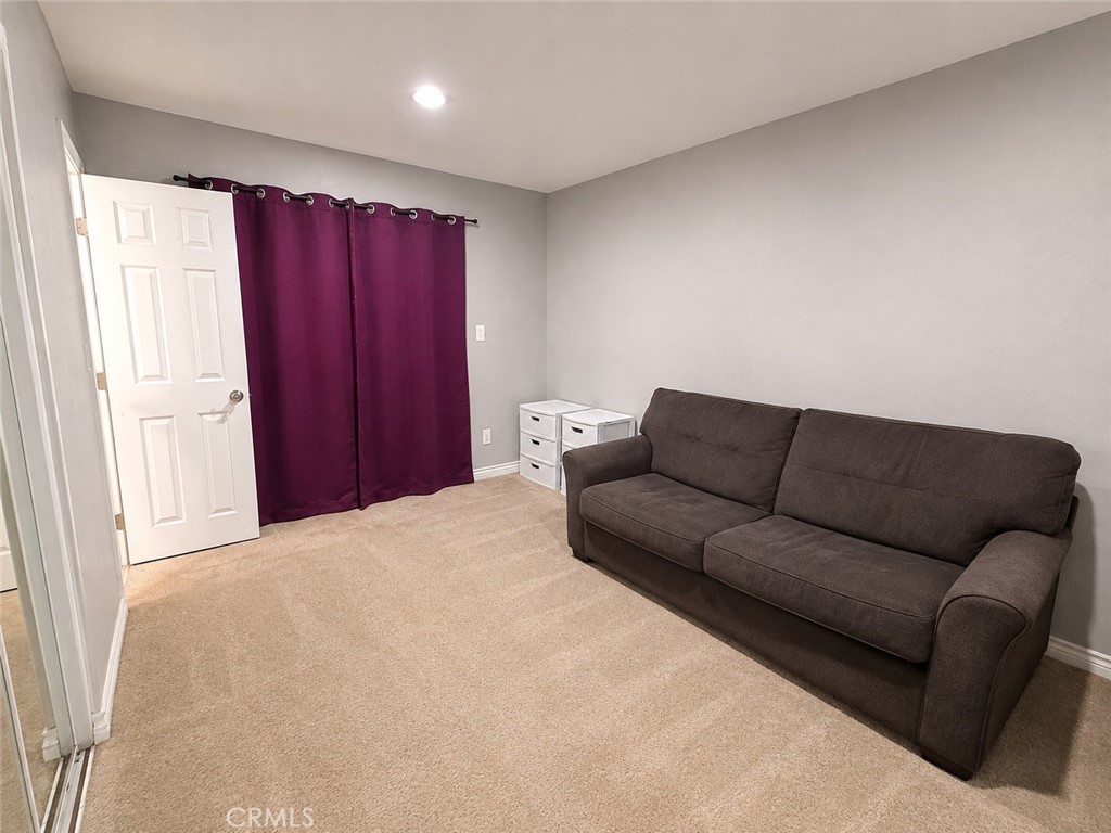 421 Parkbrook Street Property Photo 8