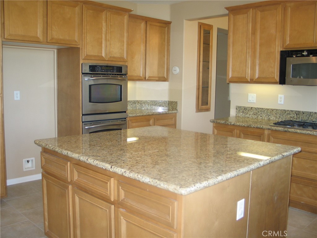 27720 Elderberry Street Property Photo 6