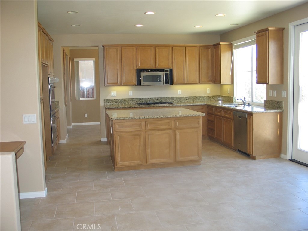 27720 Elderberry Street Property Photo 7