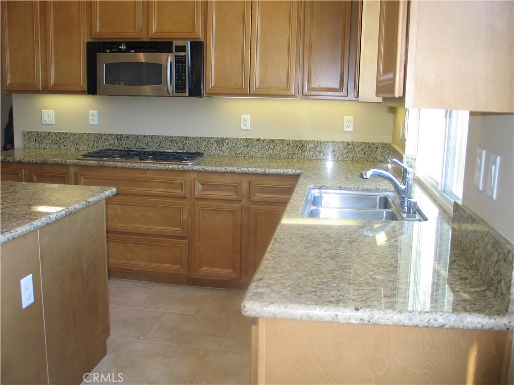 27720 Elderberry Street Property Photo 12