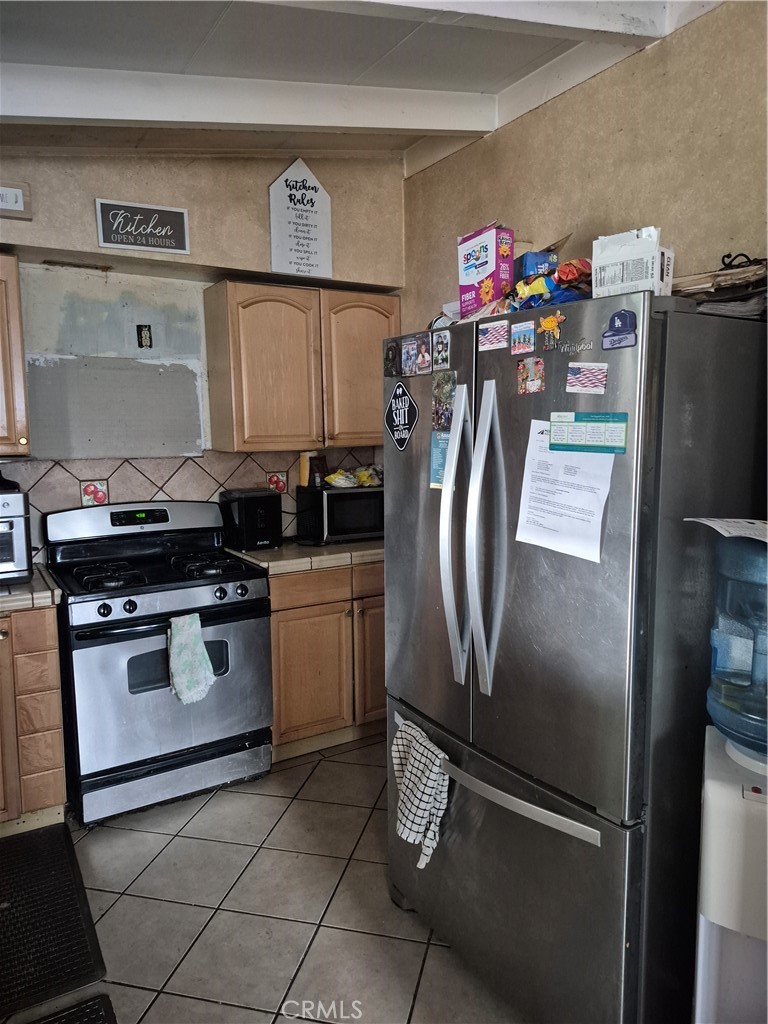 419 E Lee Property Photo 5
