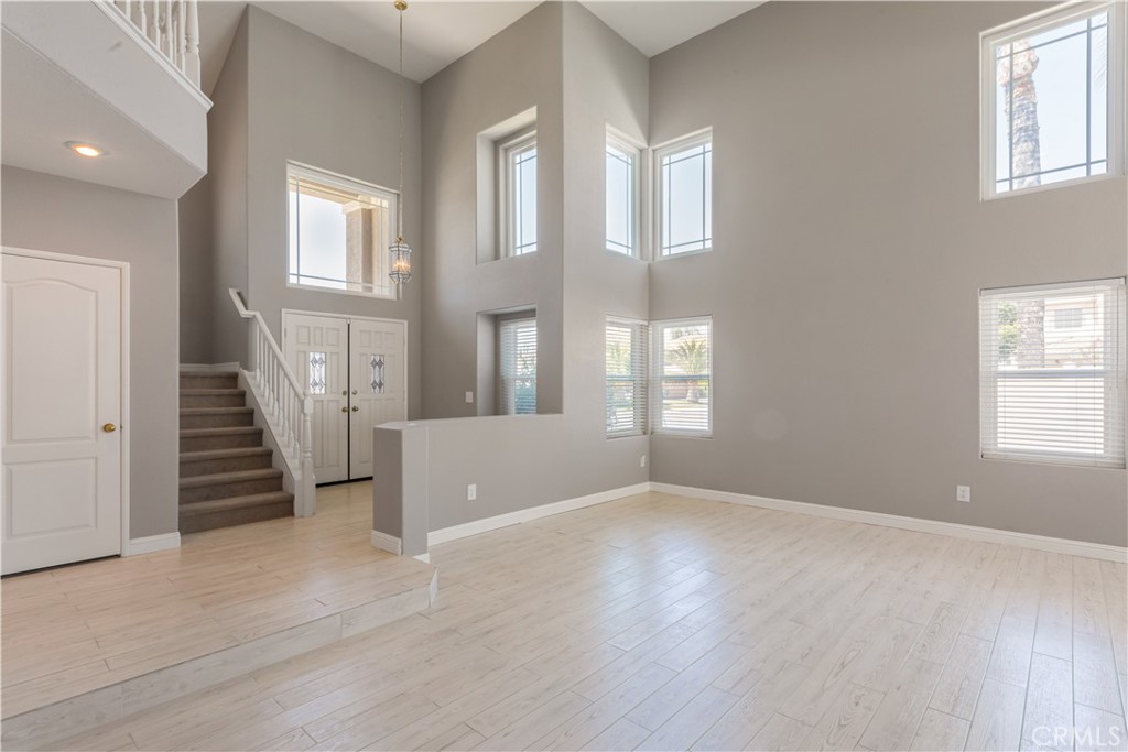 39414 Salinas Drive Property Photo 6
