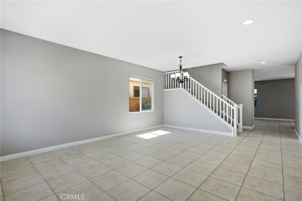 327 Alamo Way Property Photo 3