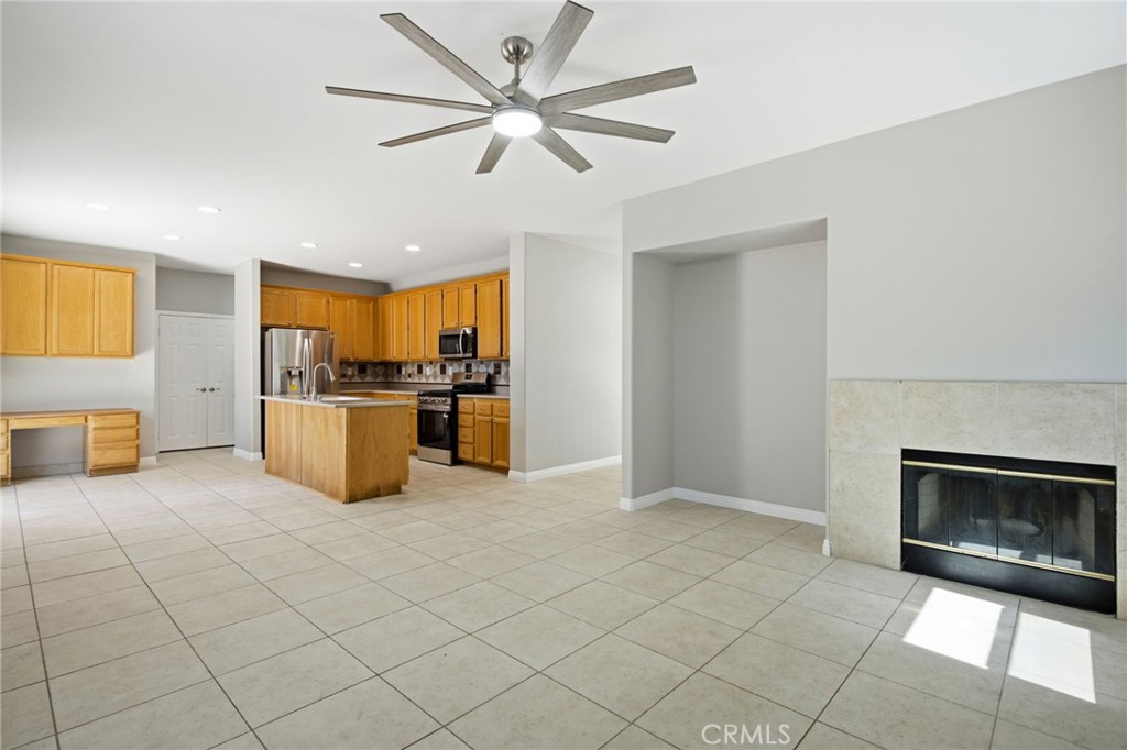 327 Alamo Way Property Photo 8