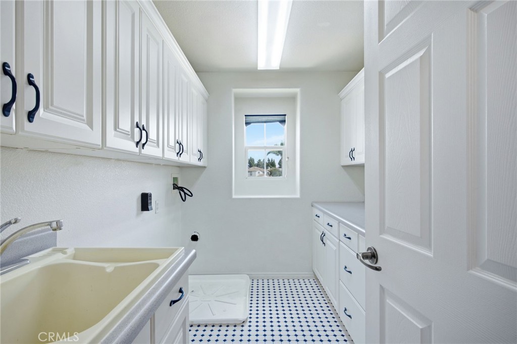 327 Alamo Way Property Photo 23