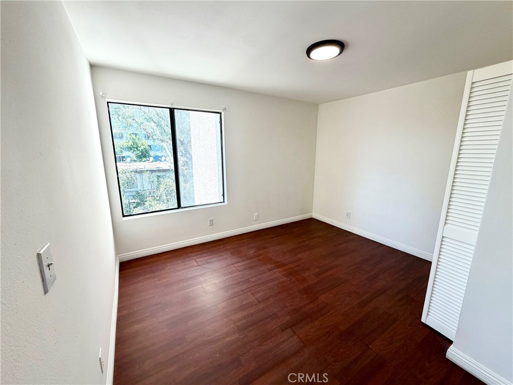 15155 Sherman Way 49 Property Photo 16