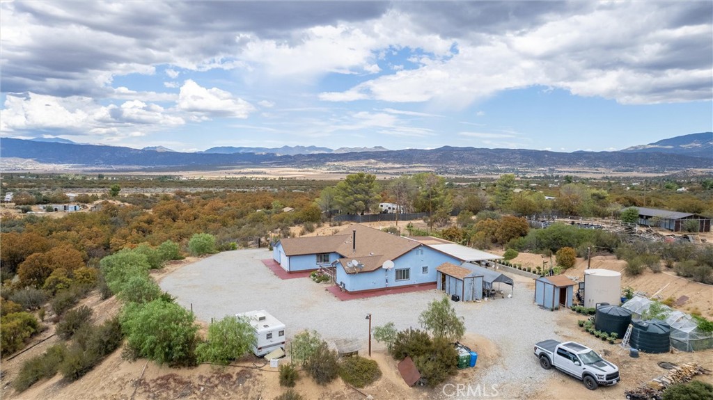 58175 Bliss Road Property Photo 3