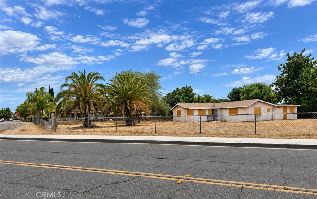27987 Jefferson Avenue Property Photo 1