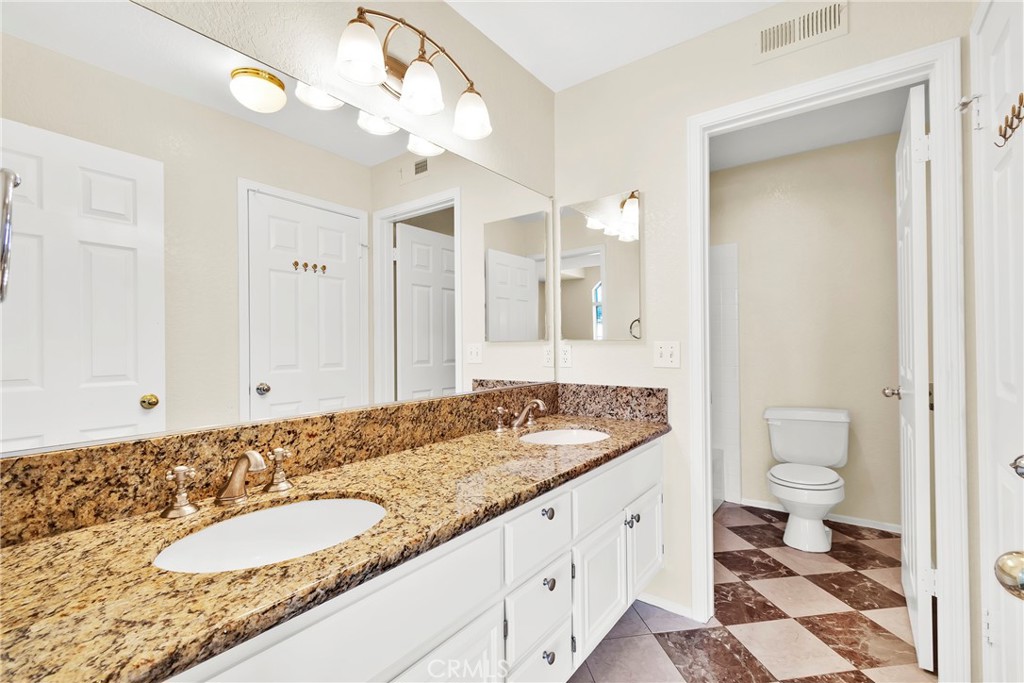 39909 Via Castana Property Photo 7