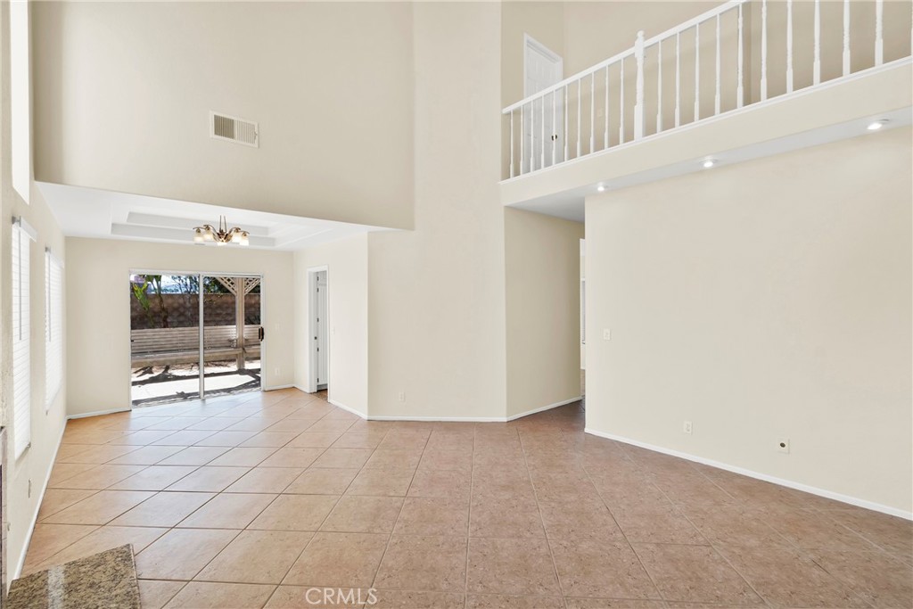 39909 Via Castana Property Photo 12