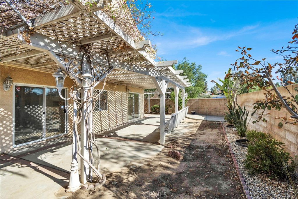39909 Via Castana Property Photo 31