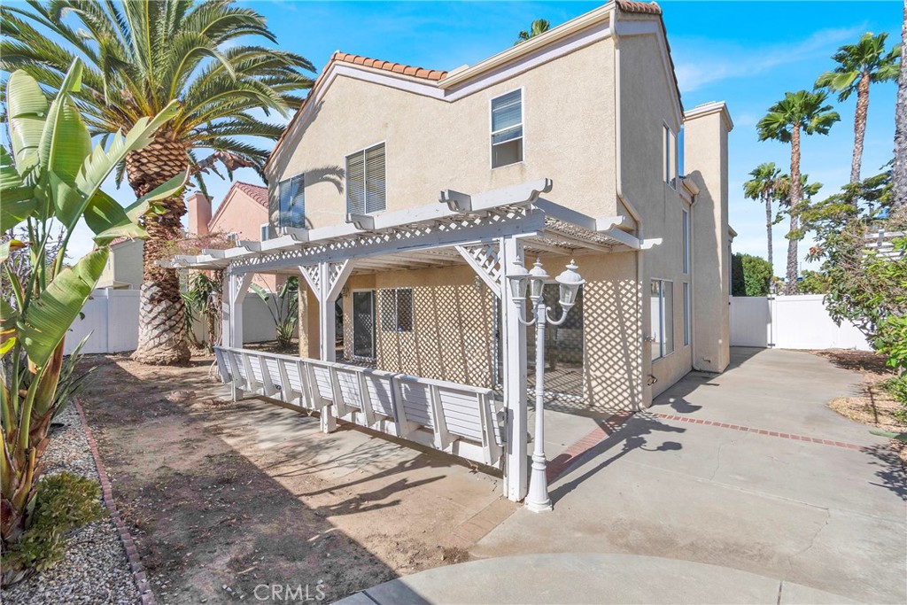 39909 Via Castana Property Photo 32