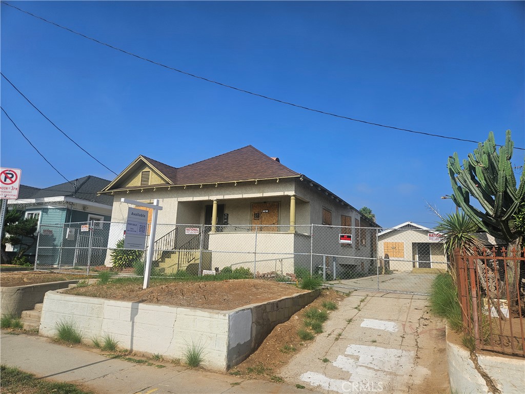 507 S GRANDE VISTA Avenue Property Photo 1