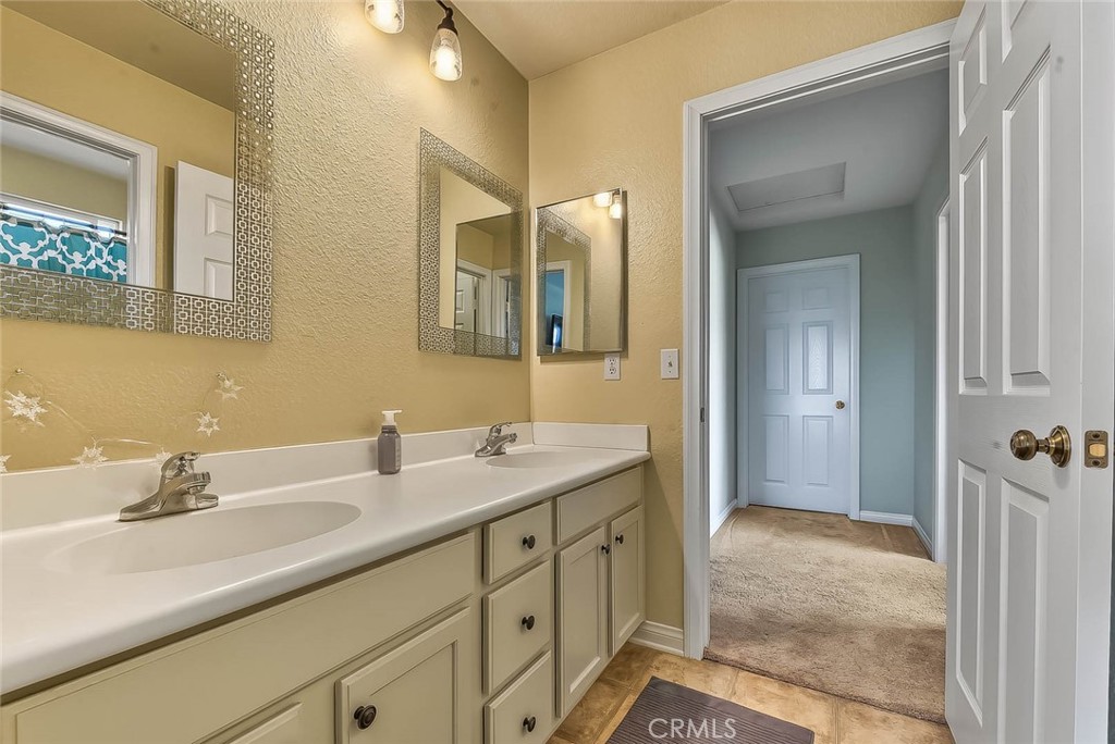 2808 Melissa Property Photo 24