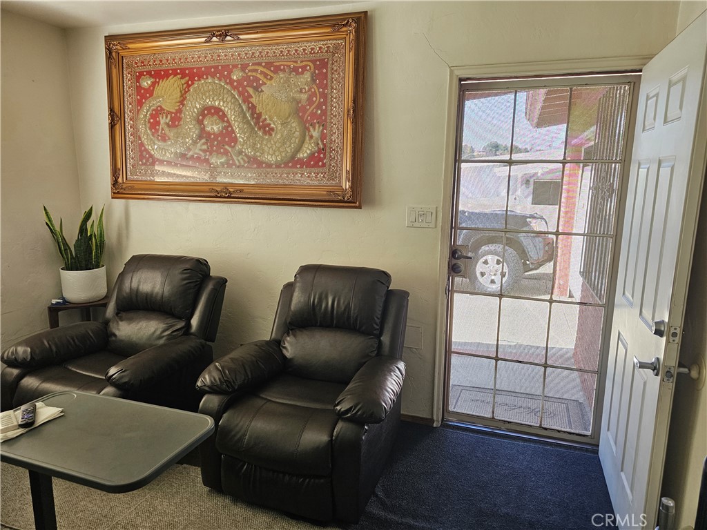 5746 Streamview Drive Property Photo 2