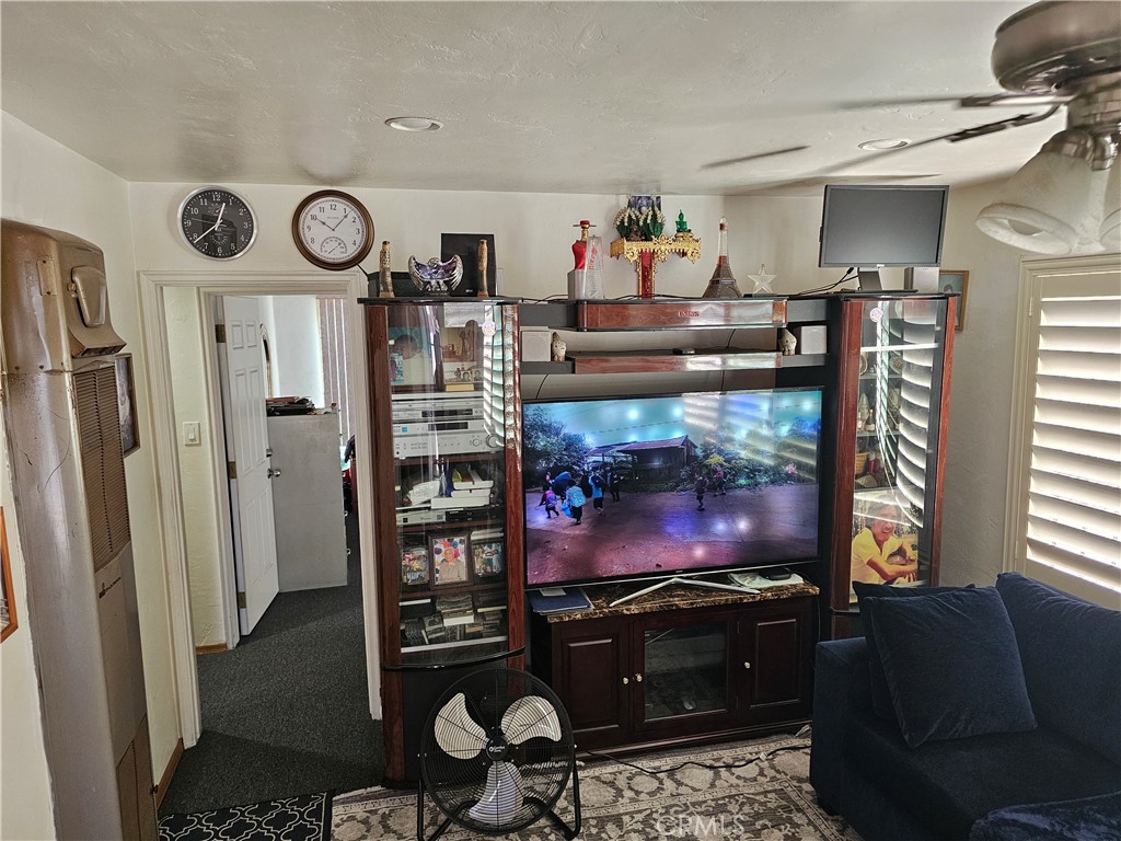 5746 Streamview Drive Property Photo 3