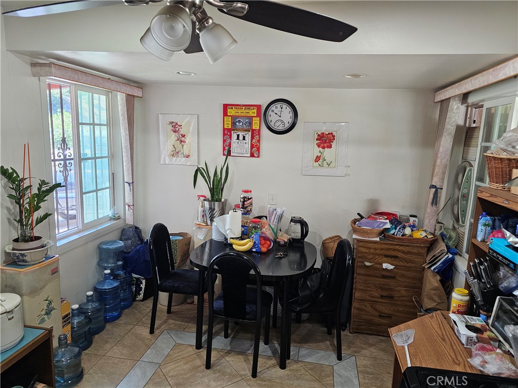 5746 Streamview Drive Property Photo 4