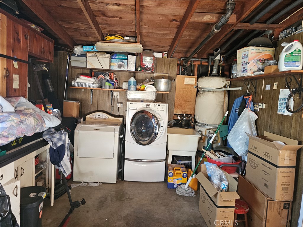 5746 Streamview Drive Property Photo 12