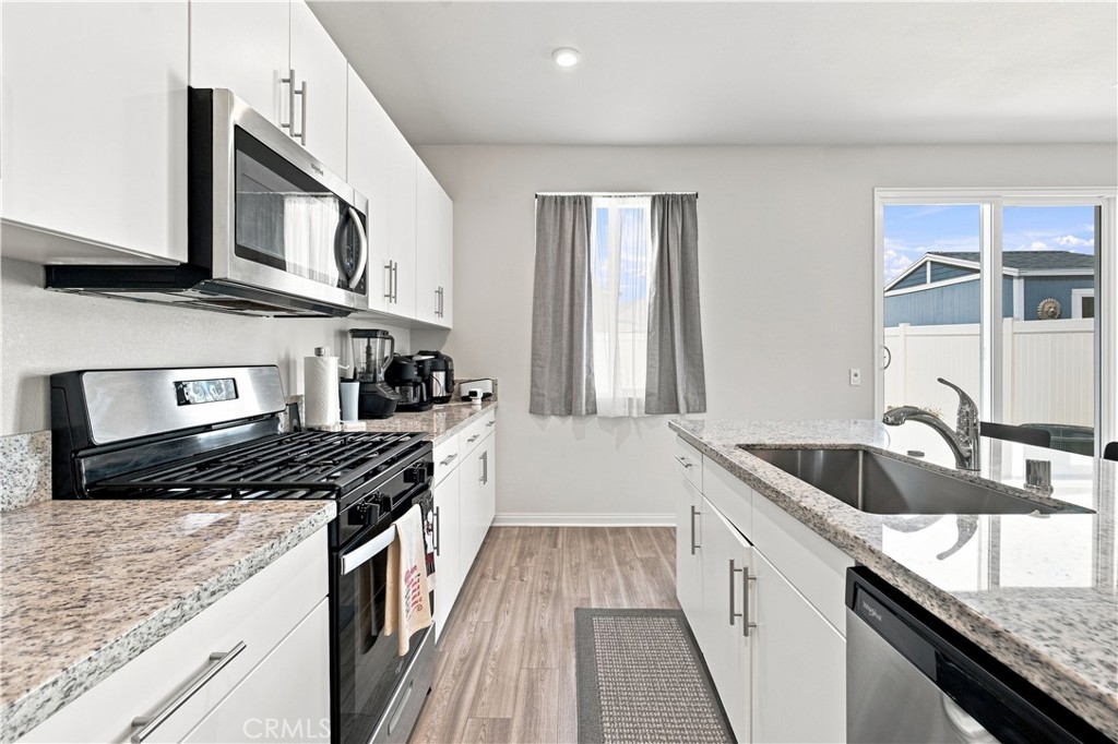 1744 Plume Property Photo 5