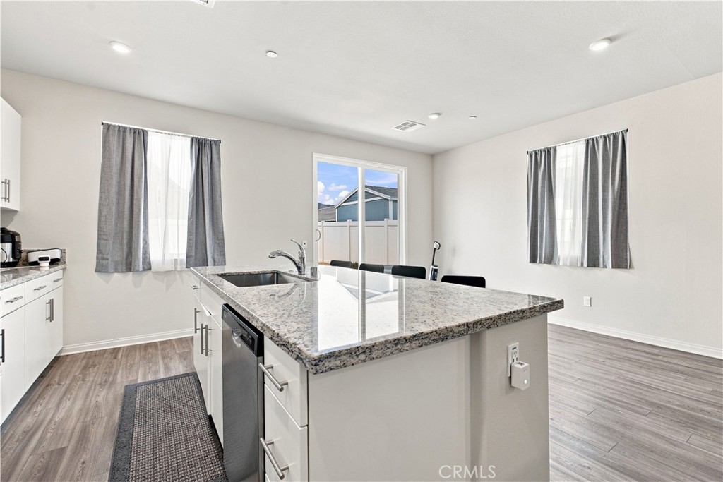 1744 Plume Property Photo 6