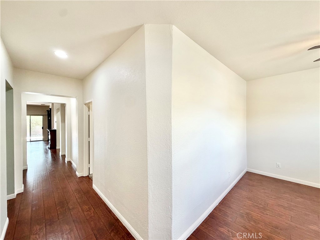 33205 Gypsum Street Property Photo 5
