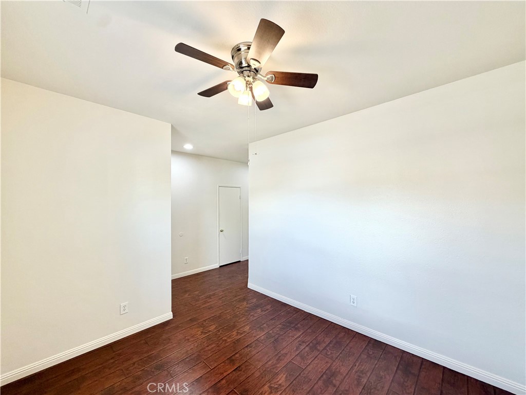 33205 Gypsum Street Property Photo 7