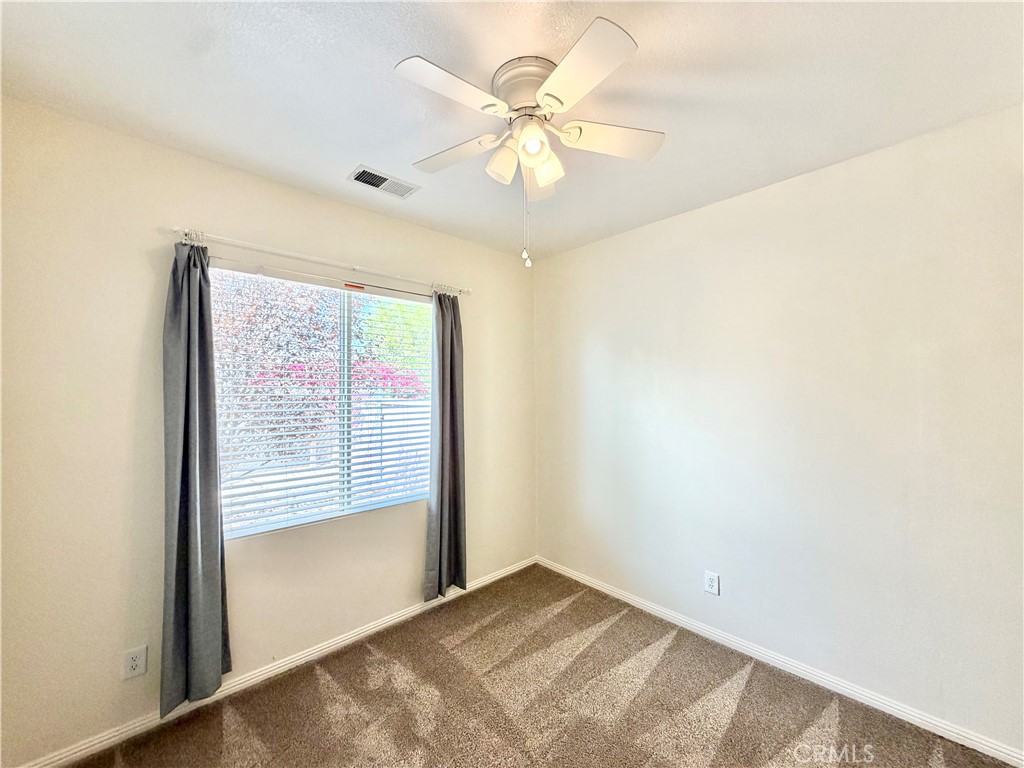 33205 Gypsum Street Property Photo 8