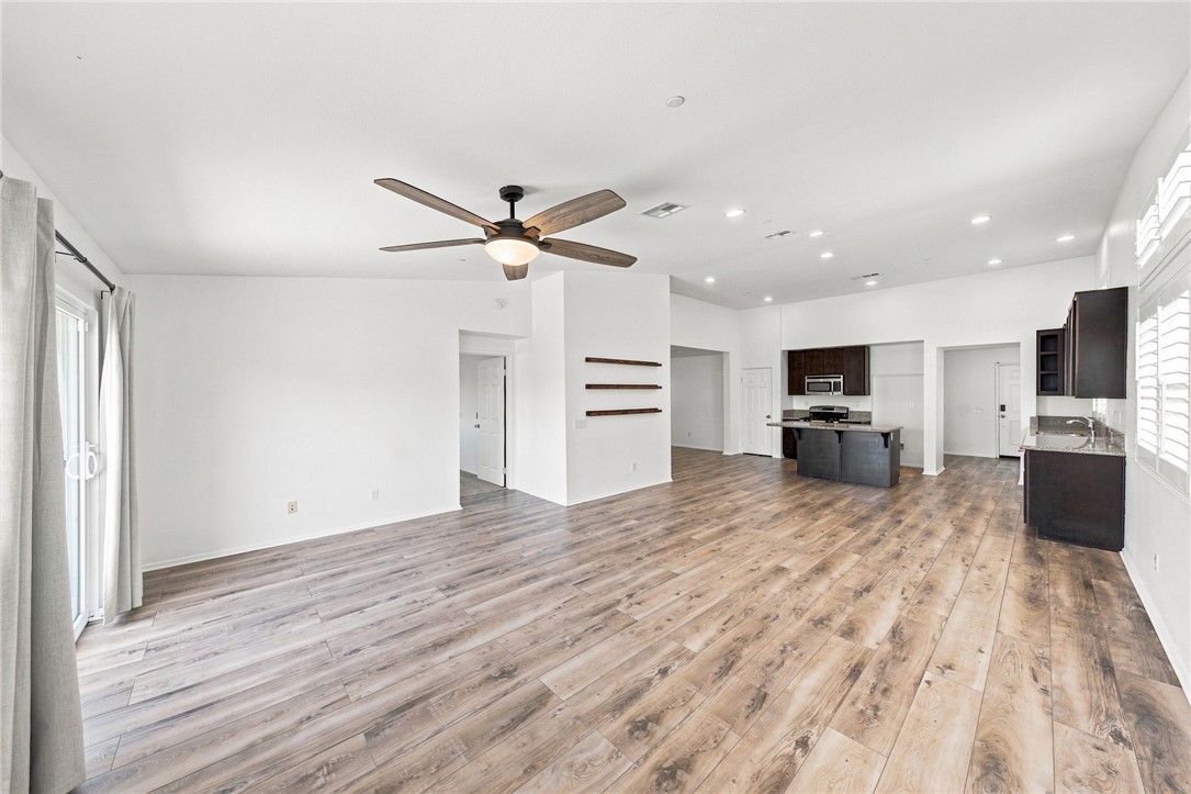 35124 Sorrel Property Photo 7